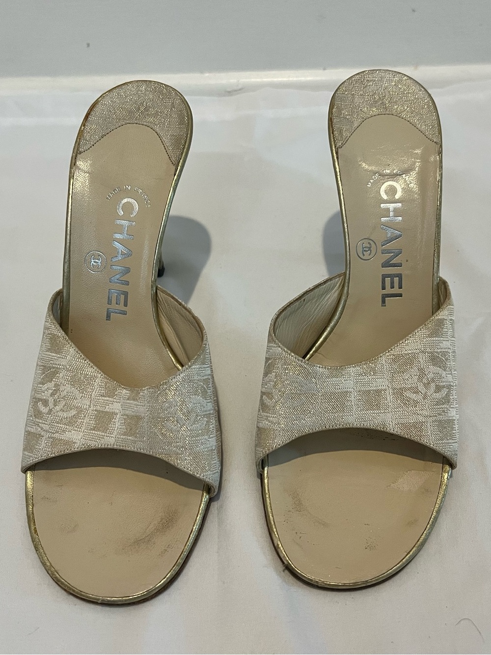 CHANEL Gold Brocade Open-Toe Slide Heels